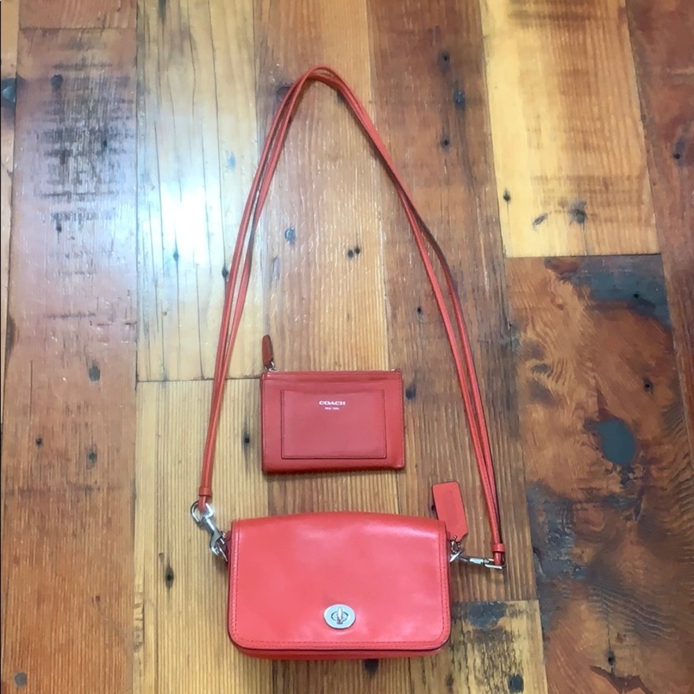 Small Coach crossbody purse and matching wallet